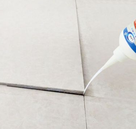 广灵瓷砖空鼓维修公司分享卫生间瓷砖脱落的原因可能有以下几点